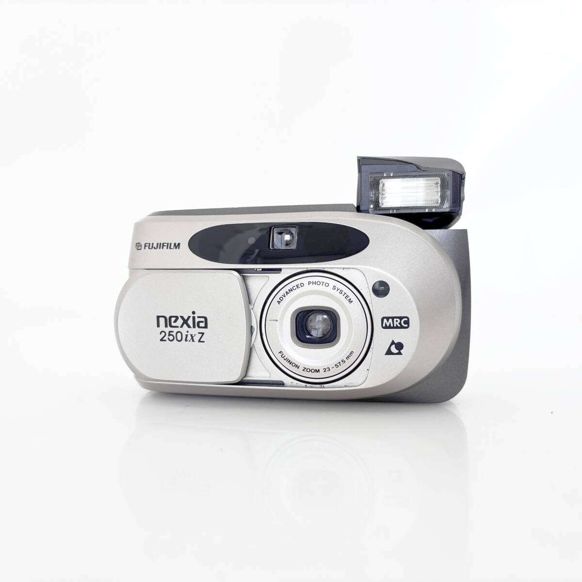 【フジフイルム】nexia 250ix Z フィルムカメラ #U604