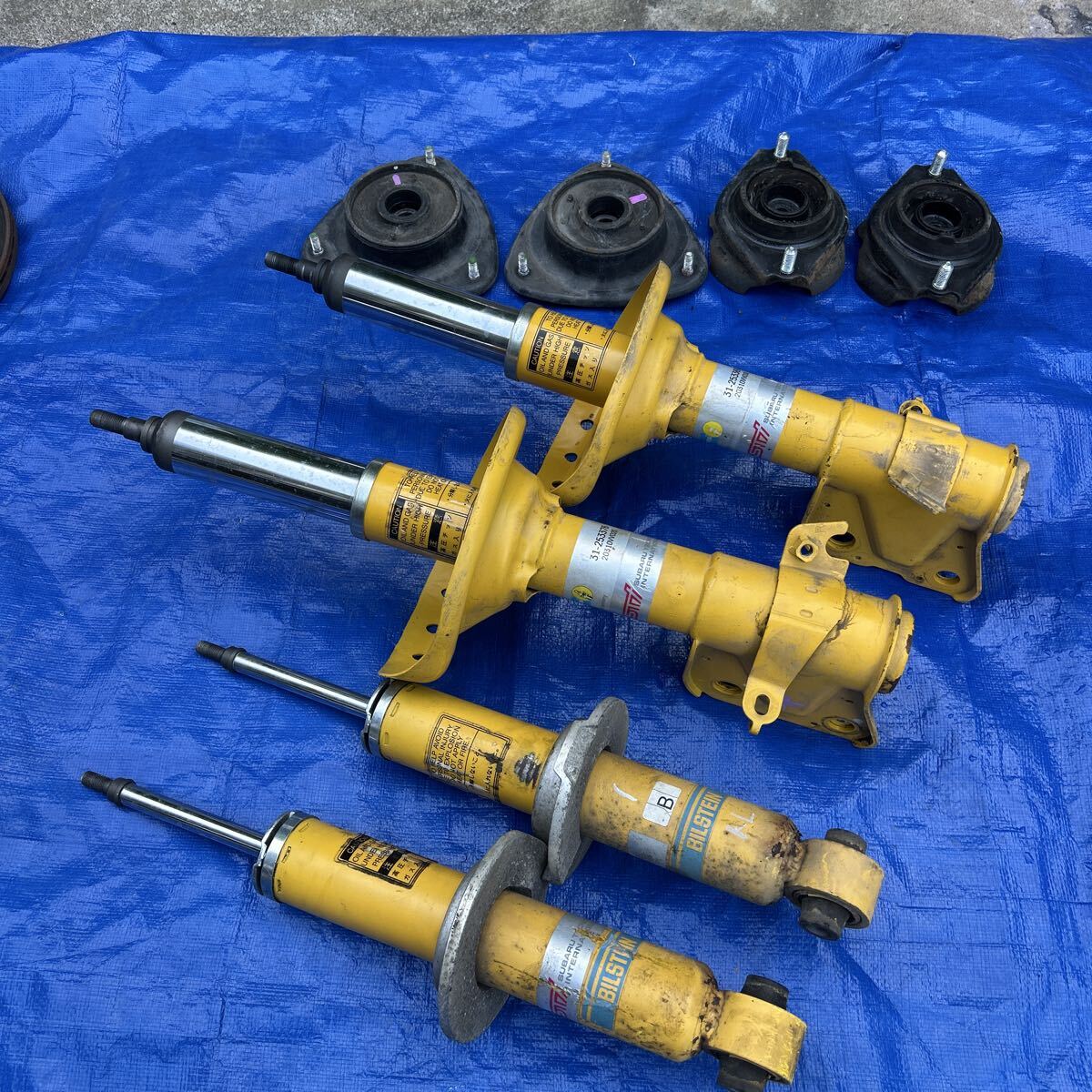 WRX S4 ビルシュタイン BILSTEIN ショックアブソーバー 1台分 フロント リア アッパーマウント付 中古