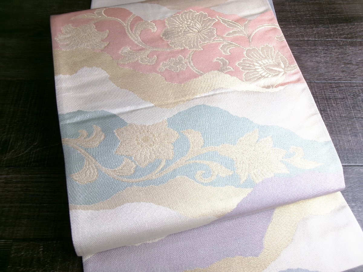 7005■ 優雅に引き立てる上品な帯姿 袋帯 ■ひまわり