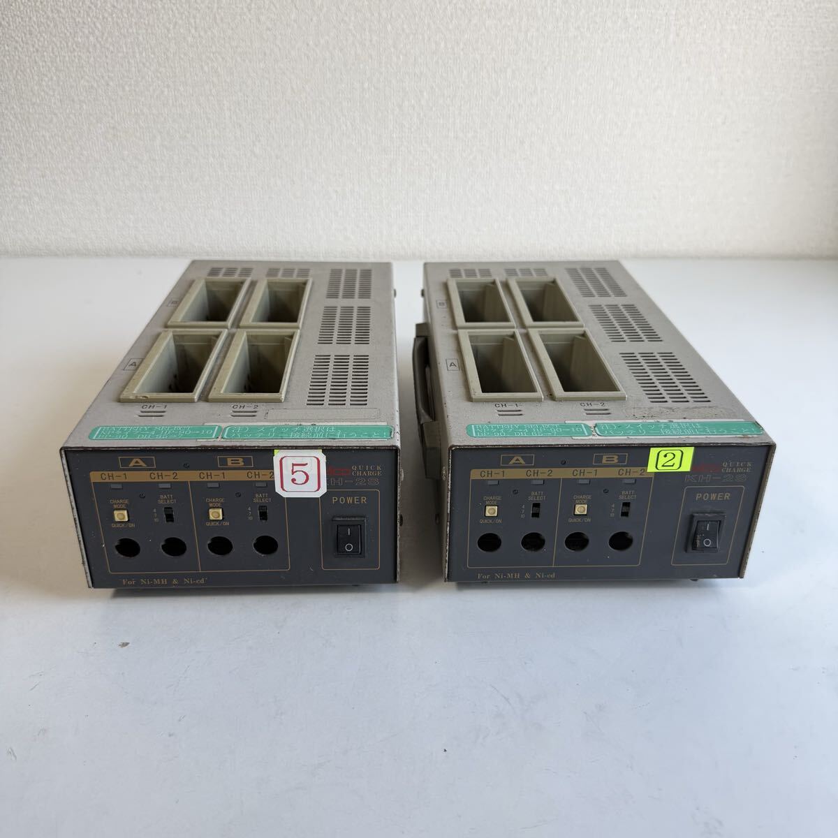 PACO KH-2S 12V専用小型急速充電器 通電確認済み