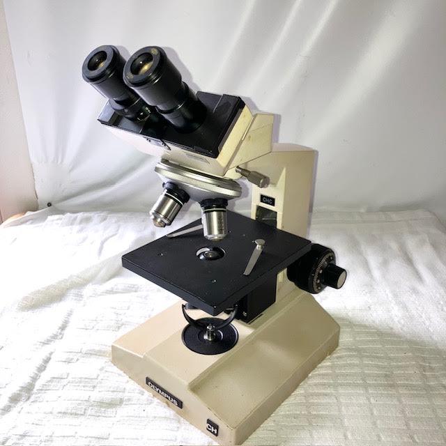 A7　OLYMPUS　オリンパス　CHC型双眼生物顕微鏡