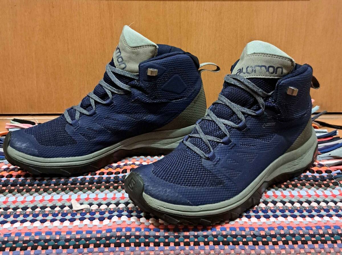 ☆　人気　SALOMON／サロモン 『OUTLINE GTX』GORE-TEX　トレッキングシューズ　☆　 