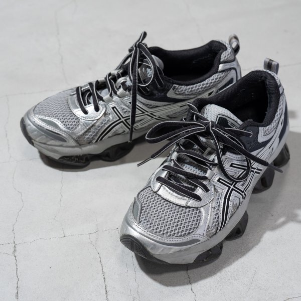 asics GEL-QUANTUM KINETIC MID GREY/PURE SILVER 24.5