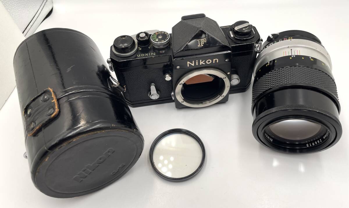 Nikon F アイレベル　ブラック　　NIKKOR-Q Auto 135mm 1:2.8　　nikon ニコン 135 .8