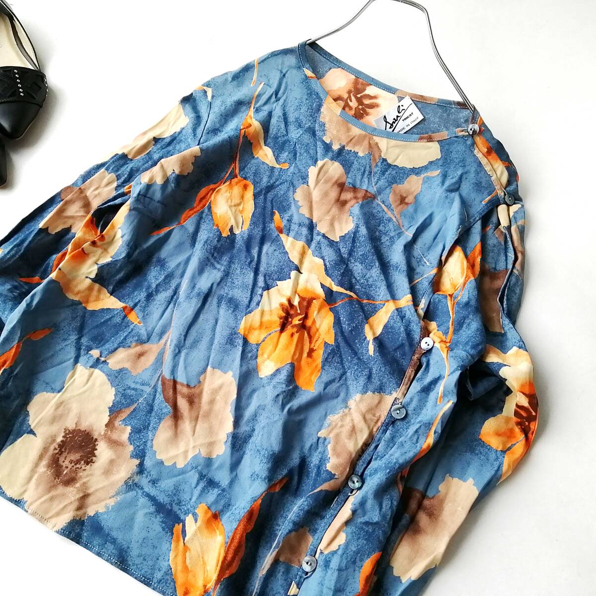 Suli Tricot イタリア製 レディース♪花柄プリントカットソー 長袖ブラウス サイズ42 サイドボタン 260701nx【4点同梱で送料無料】