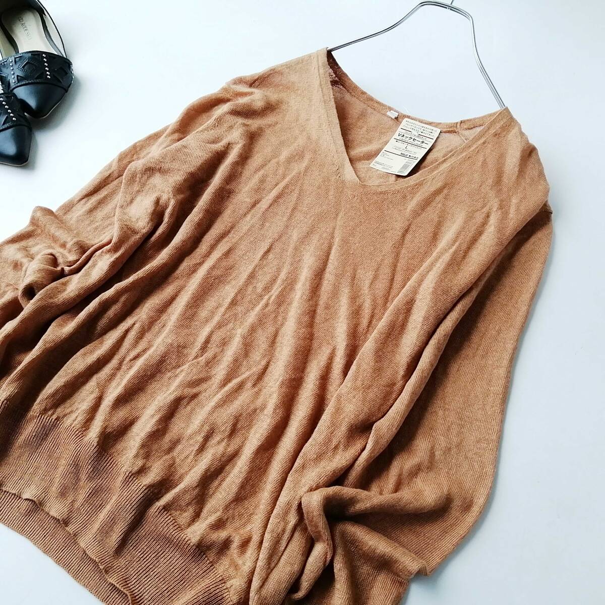 MUJI 無印良品 良品計画 レディース♪ Vネックセーター スモーキーアプリコット Lサイズ 未使用 260709no【4点同梱で送料無料】