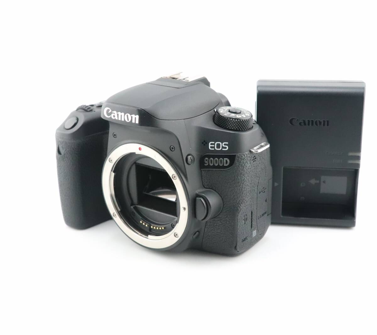★キヤノン CANON EOS 9000D ボディ 充電器付★　W0625＃5147