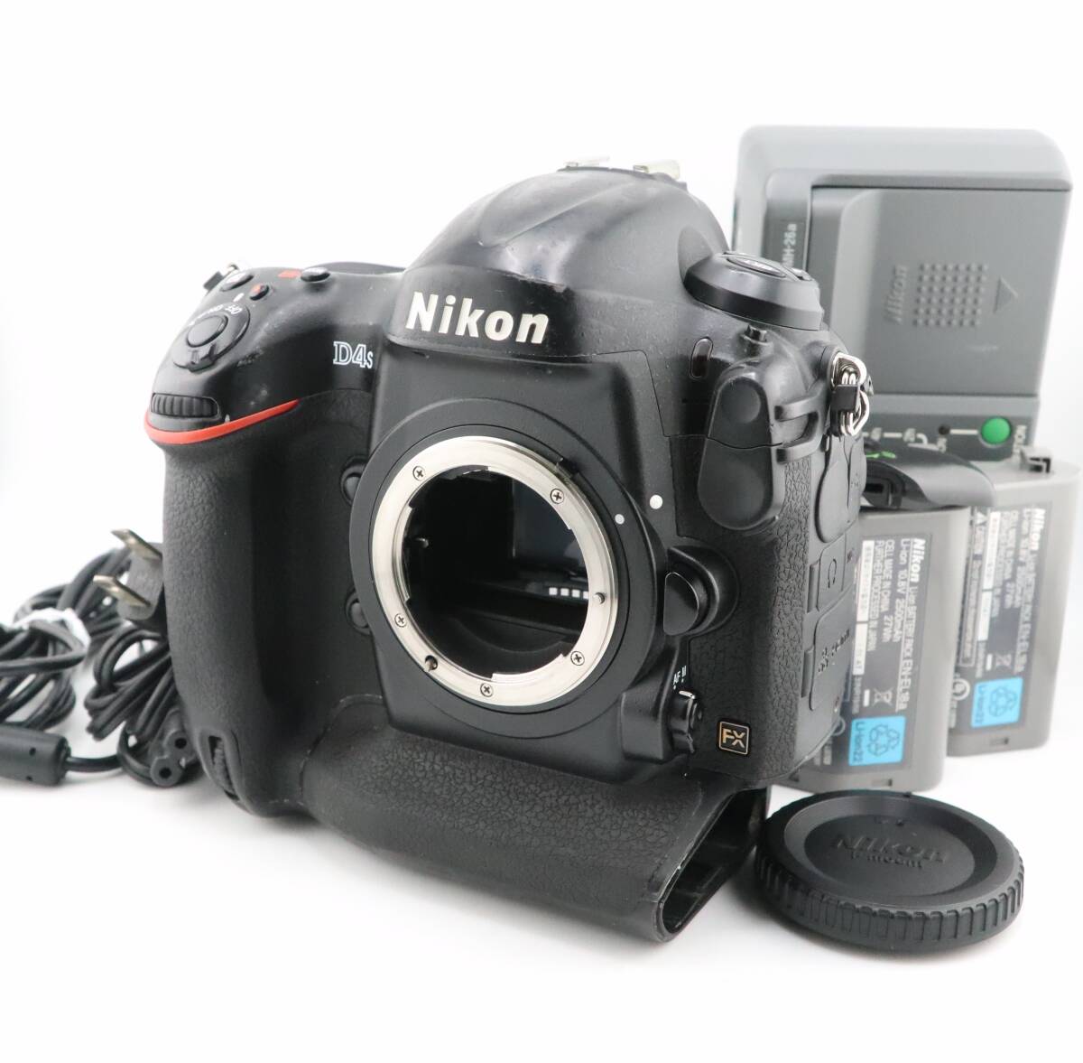 ★良品★ニコン NIKON D4S ボディ 充電器付★　I0771＃5358