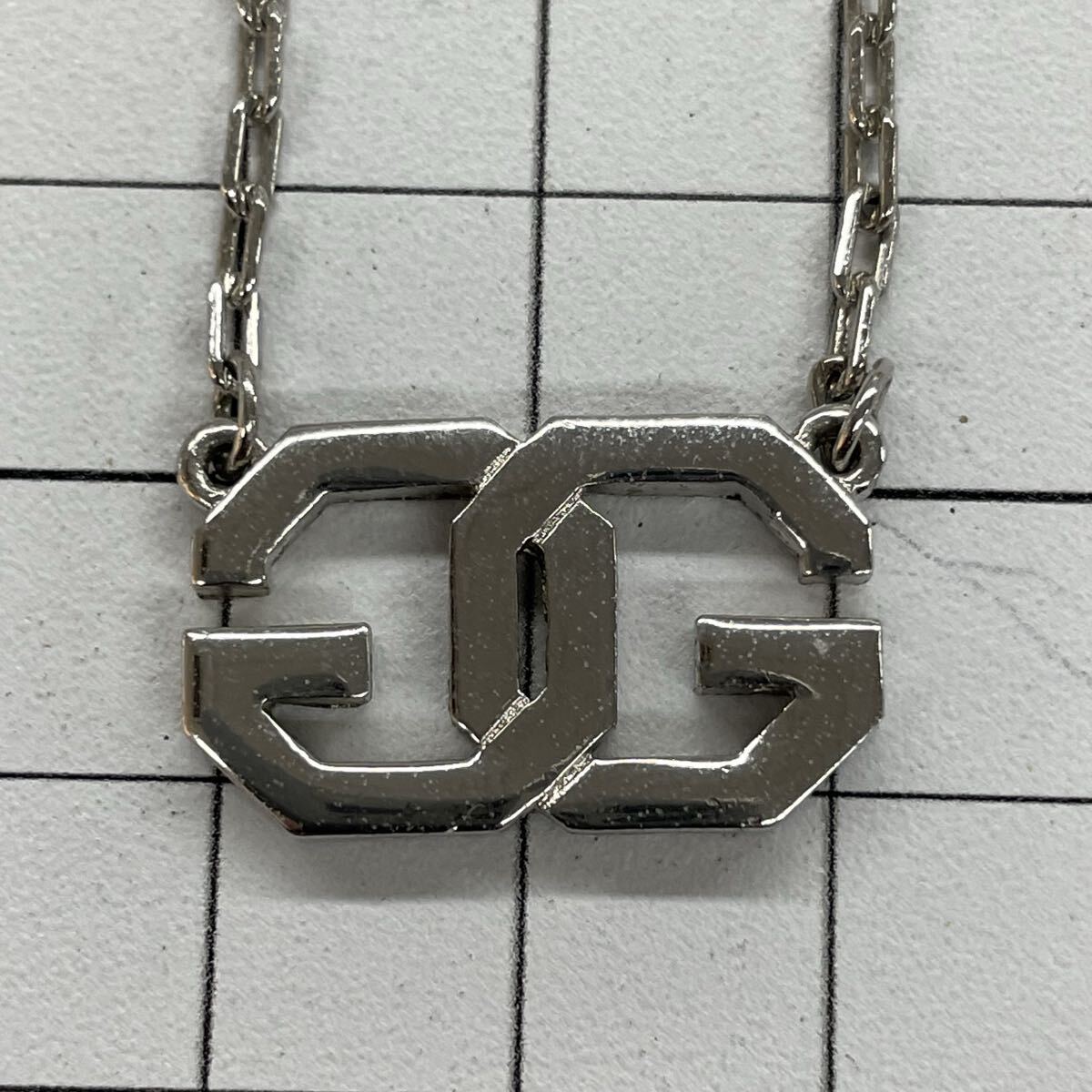 6ty GIVENCHY ジバンシー ジバンシィ ネックレス アクセサリー シルバーカラー ロゴ Gロゴ