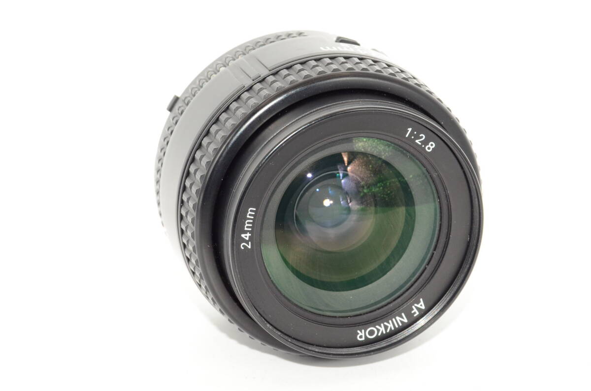 【外観特上級】Nikon AF Nikkor 24mm f2.8 ニコン 単焦点レンズ　#m12005