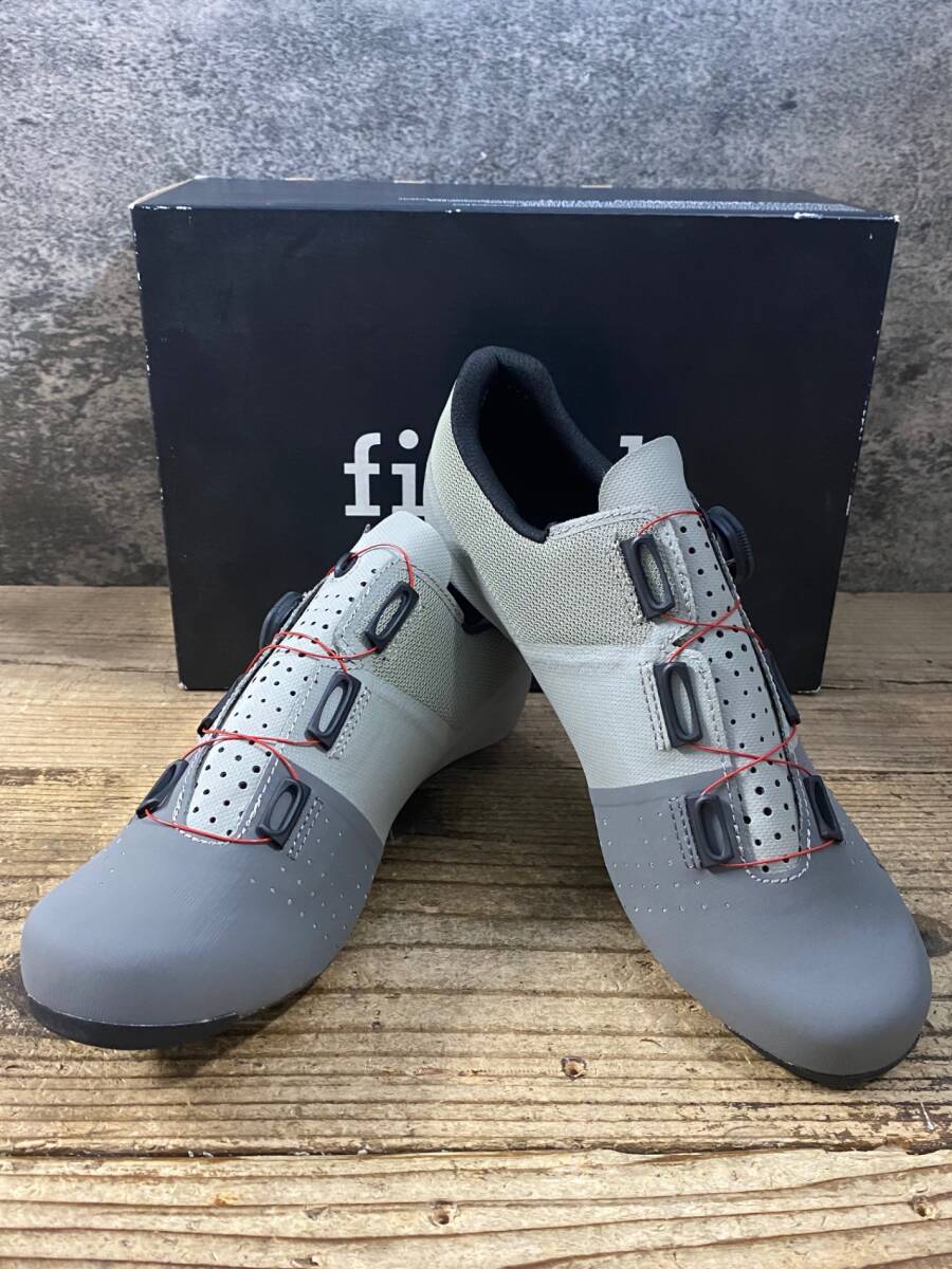 KK389 フィジーク fizik TEMPO OVERCURVE R4 SHOES ビンディングシューズ 3穴 グレー EU42