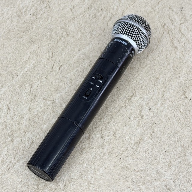 ワイヤレスマイク 【中古】SHURE シュアー BETA 58A UT2-RP USA 技適マーク有 オーディオ レコーディング 通電OK / 516832