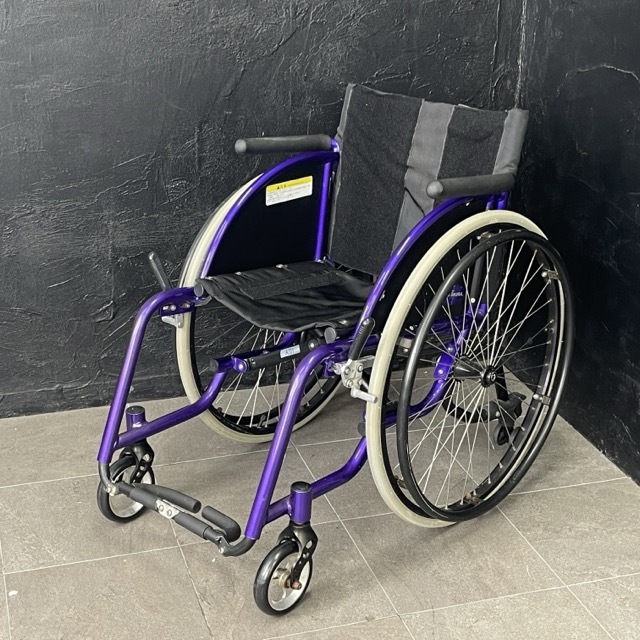 スポーツ用 車椅子 【中古】 KADOKURA カドクラ ポセイドン A701 ブラック×パープル 自走 折り畳み 24インチ / 516891