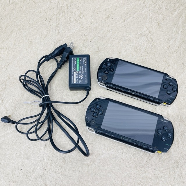 SONY PSP プレイステーションポータブル 2台【中古】動作保証 PSP-1000 PSP-2000 バッテリー・充電コード1点のみ ソニー/517506