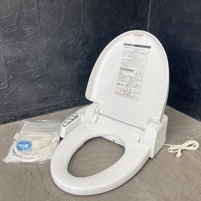 展示保管品 ハウステック サワレット 温水洗浄便座 【中古】Housetec Sawalet JCS-552ENN-HT517619 BW1 ピュアホワイト 住宅設備/517619