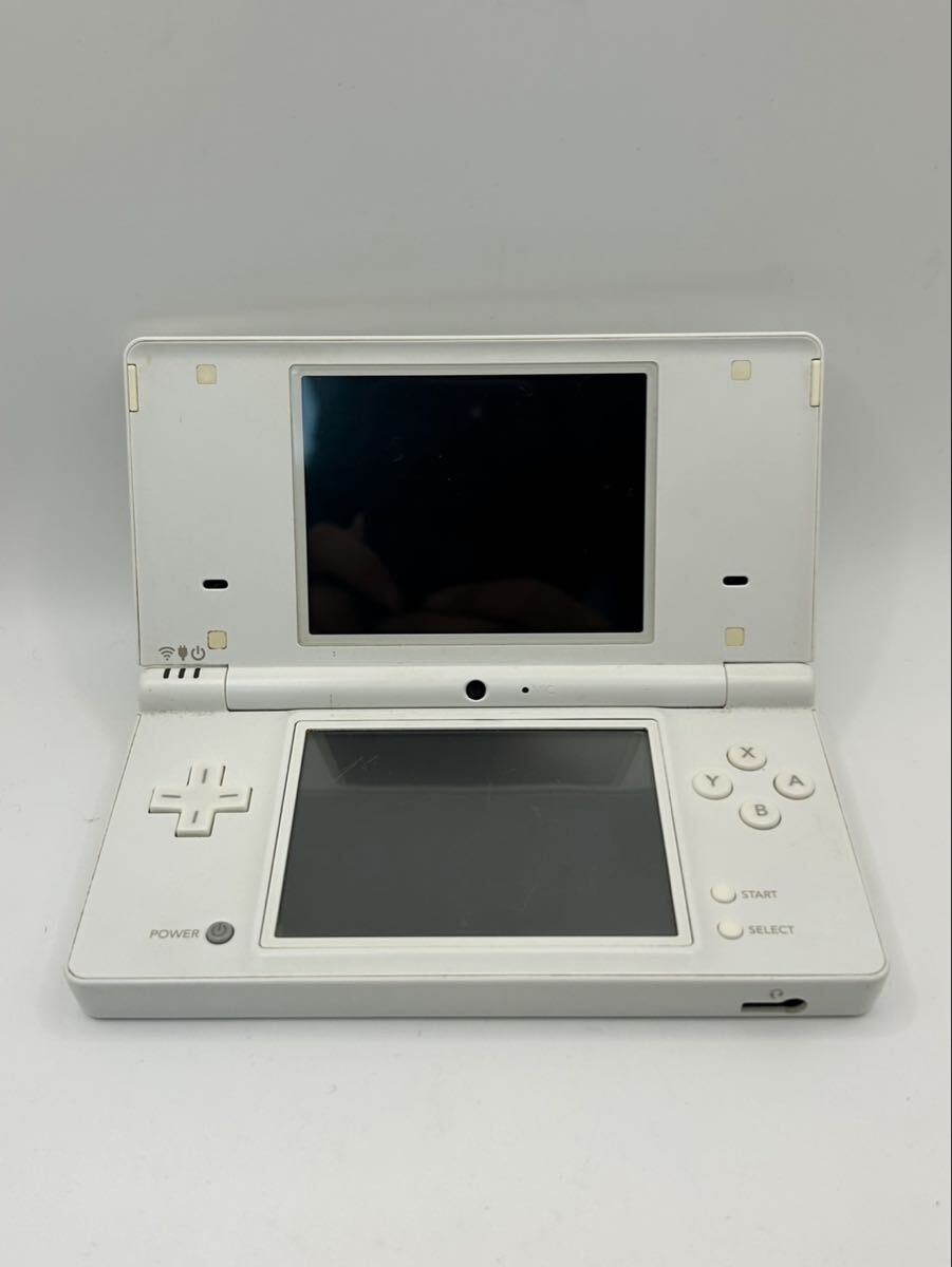 K7004 Nintendo DSi ホワイト 任天堂 ニンテンドー ニンテンドーDSi タッチペンなし ゲーム機 本体のみ ニンテンドーDS