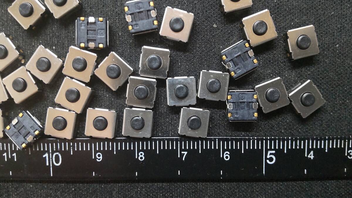 ■処分品　修理用　タクトスイッチ　約7mm角　面実装　40個　送料110円
