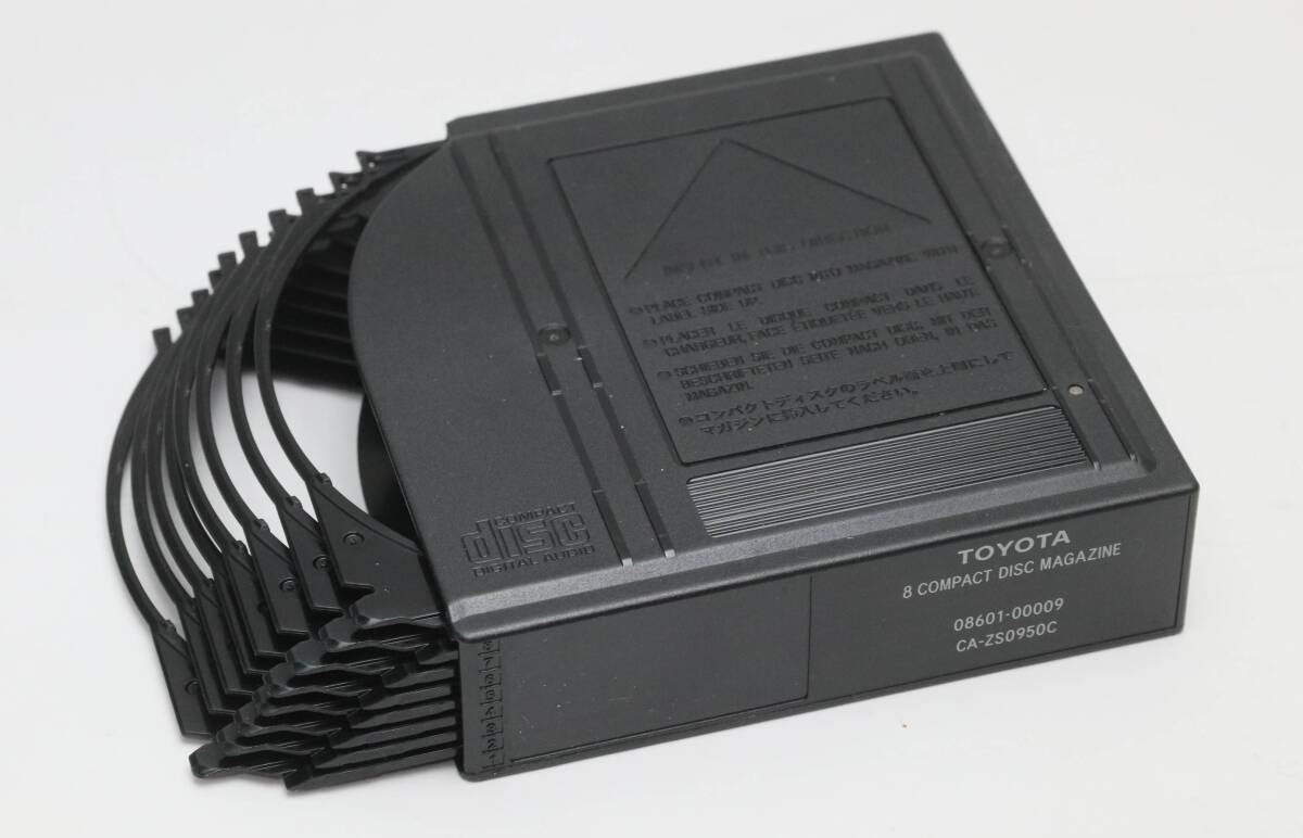 トヨタ純正 8連奏CDチェンジャー用 マガジン 08601-00009 ホンダ対応