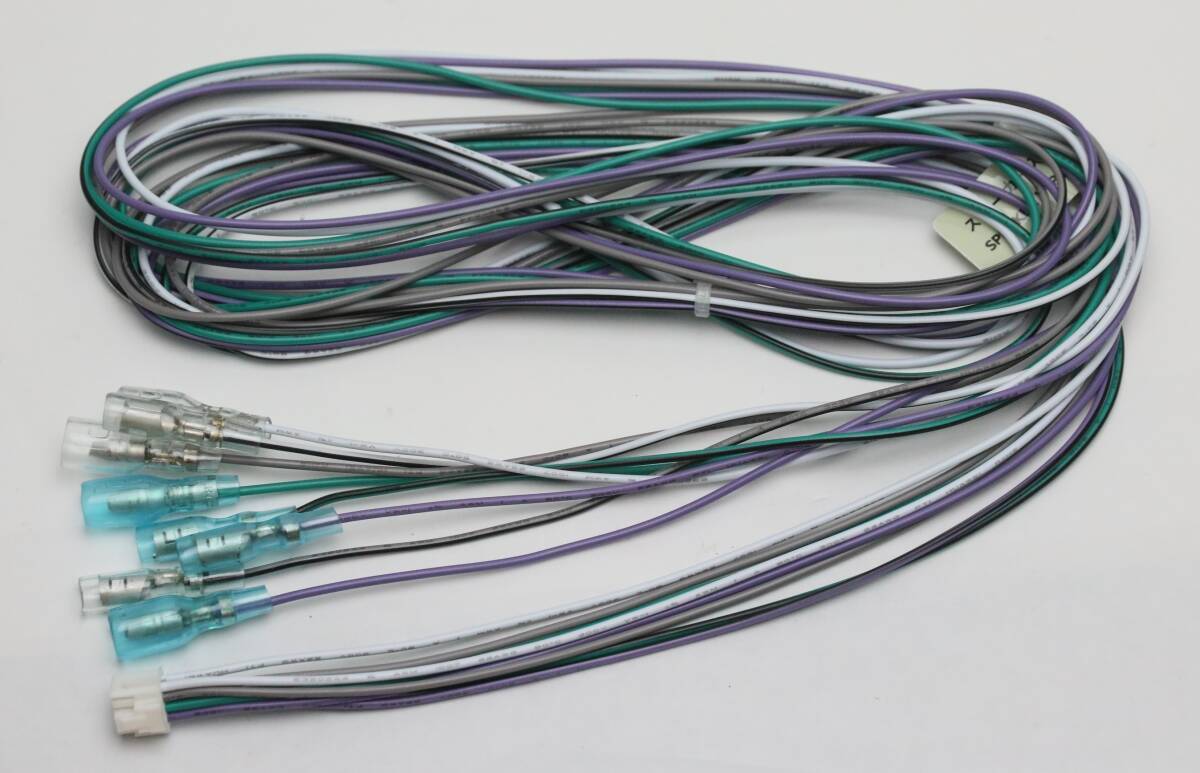 カロッツェリア 純正 GM-D1400・GM-D1400Ⅱ スピーカー入力コード 新品