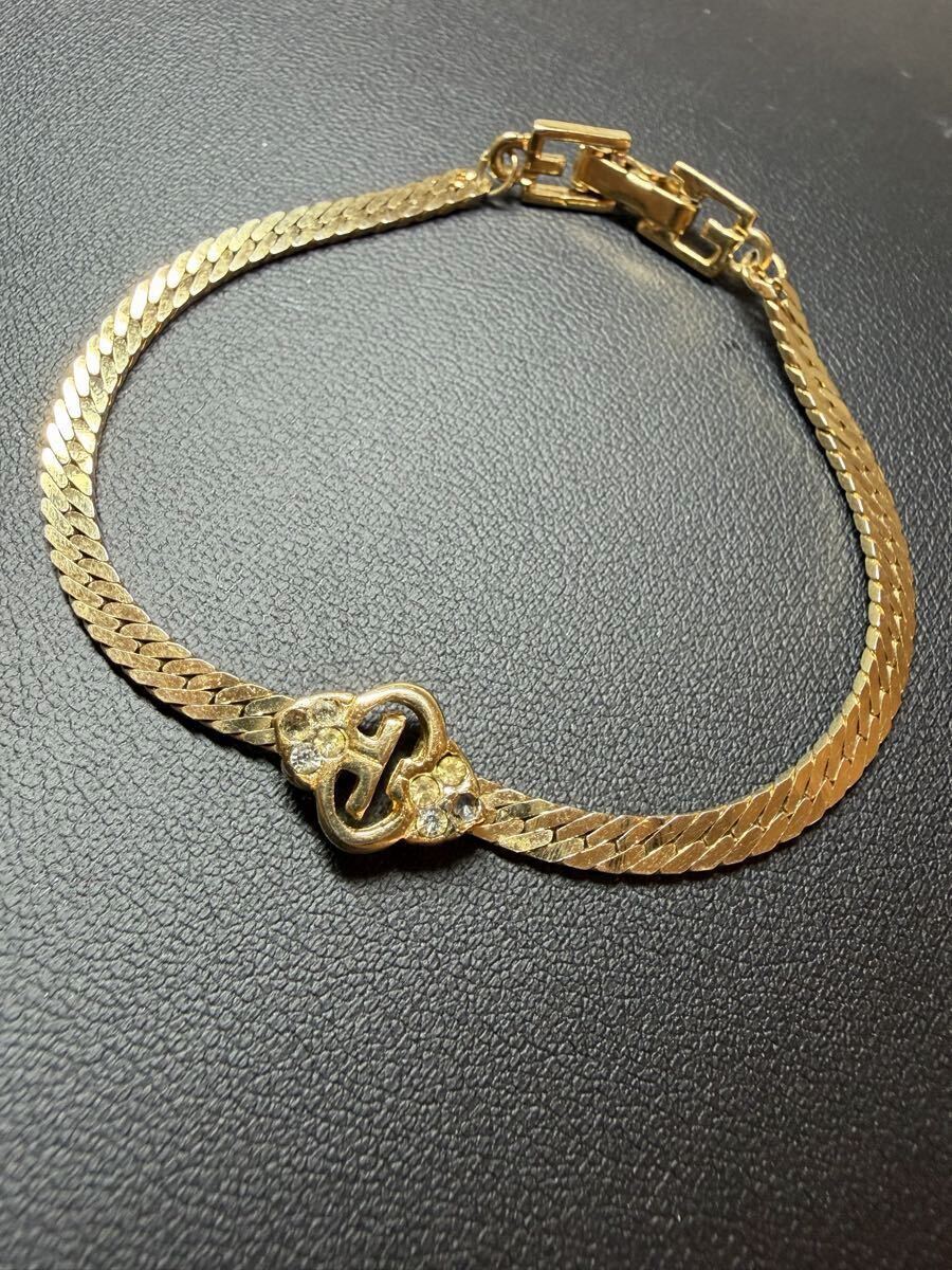 #37 GIVENCHY ジンバンシー ゴールドカラー ブレスレット アクセサリー