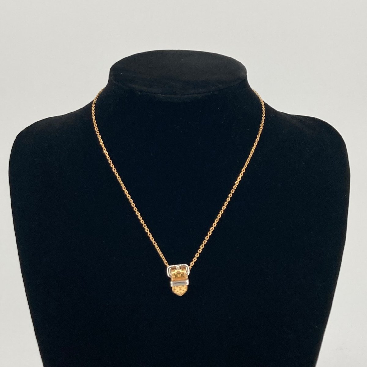 LOUIS VUITTON ベルトモチーフ M64703 ネックレス