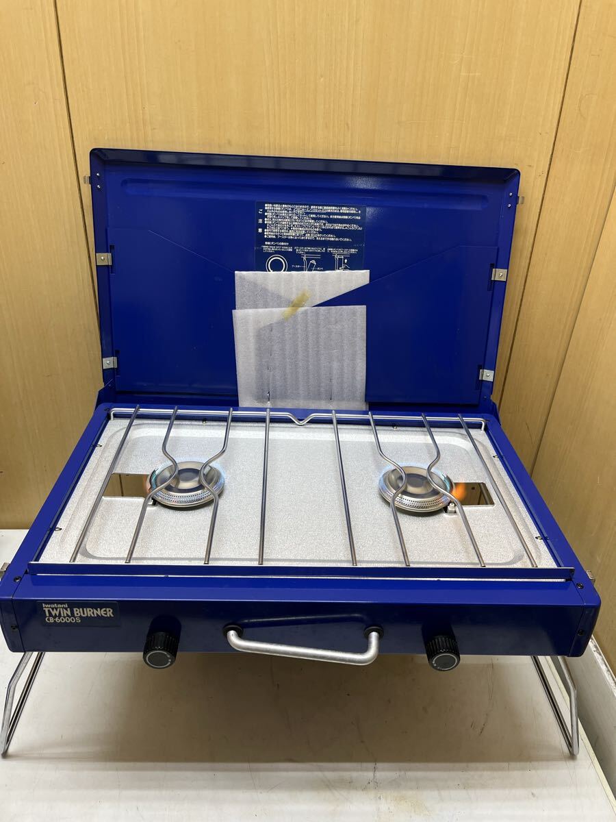 U041840 Iwatani イワタニ ツインバーナー CB-6000S カセットコンロ キャンプ アウトドア 2バーナー　現状品　0731