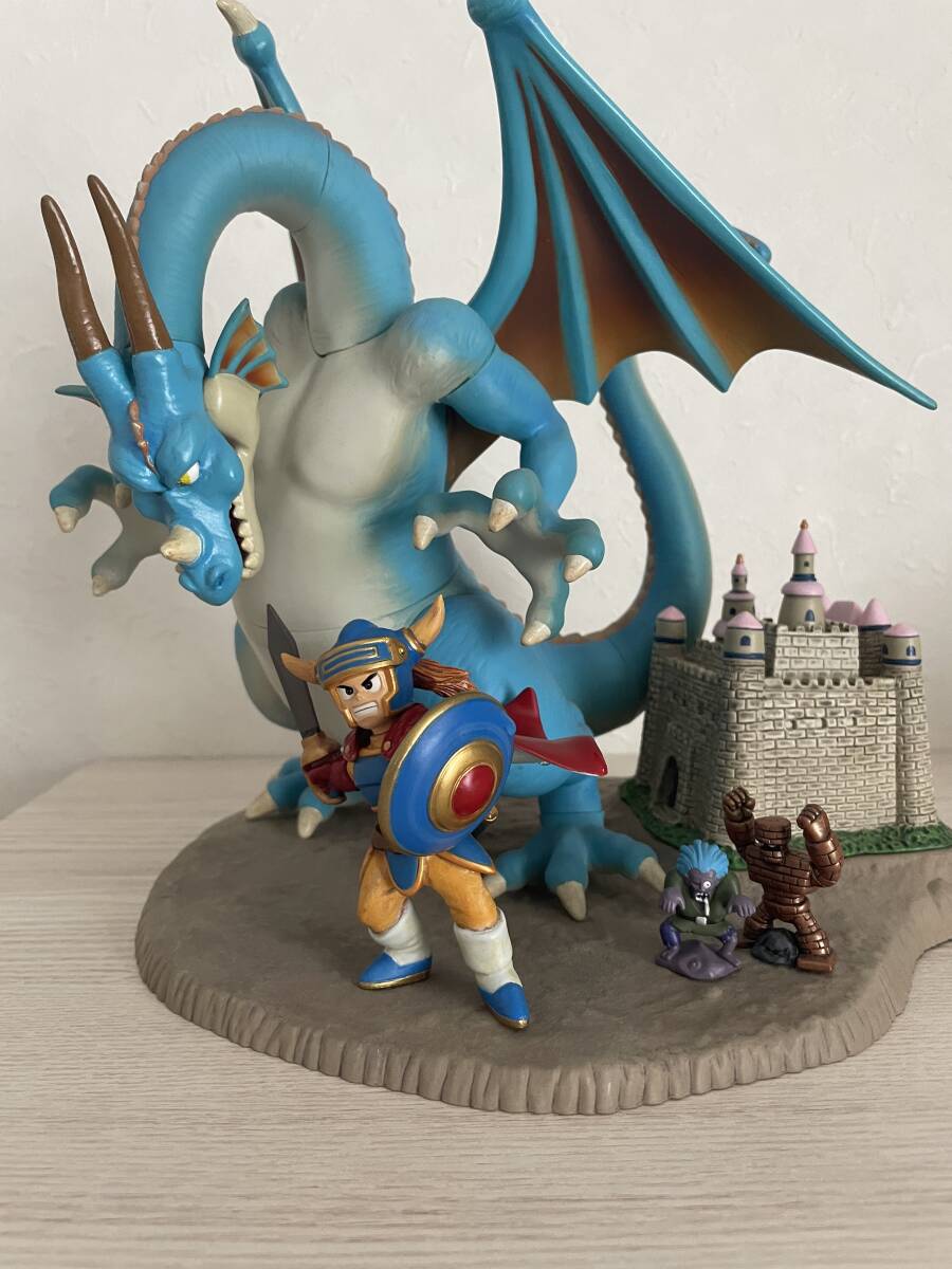 エニックス　ドラゴンクエストドラクエ　ジオラマ　初回特典ミニフィギュア入り　　入手困難