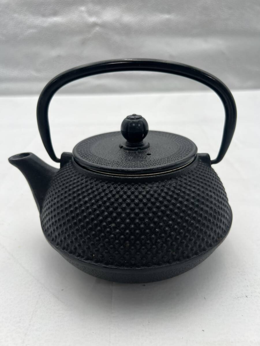 南部鉄器 鉄瓶 急須 やかん 茶器 黒 直火OK 口径8.0cm 深さ6.5cm 重量1.49kg 内部サビ有り ＃2228 