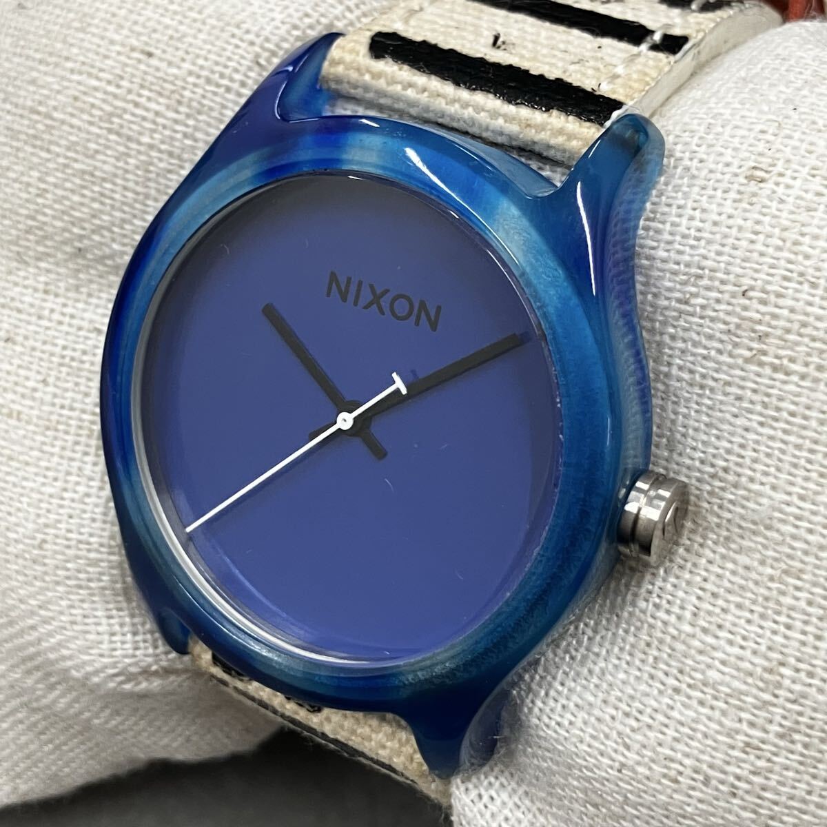【2000円スタート！】NIXON ニクソン THE MOD 腕時計 ブルー文字盤 クォーツ 不動品 ベルト社外