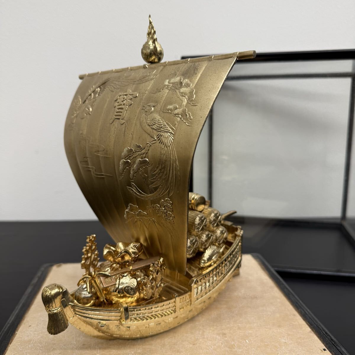 置物 縁起物 宝船 金属工芸 鳳凰 打出の小槌 鯛 米俵 小判 開運 商売繁盛 インテリア