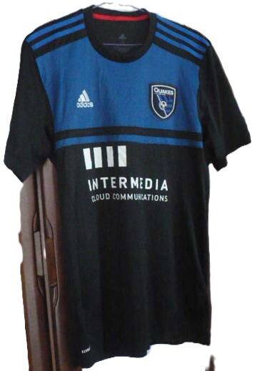 美品　レア物　MLS所属　adidas(アディダス)製San Jose(サンノゼ)・Earthquakes(アースクエイクス)2019(H:ホーム)半袖ユニフォームM 黒×青