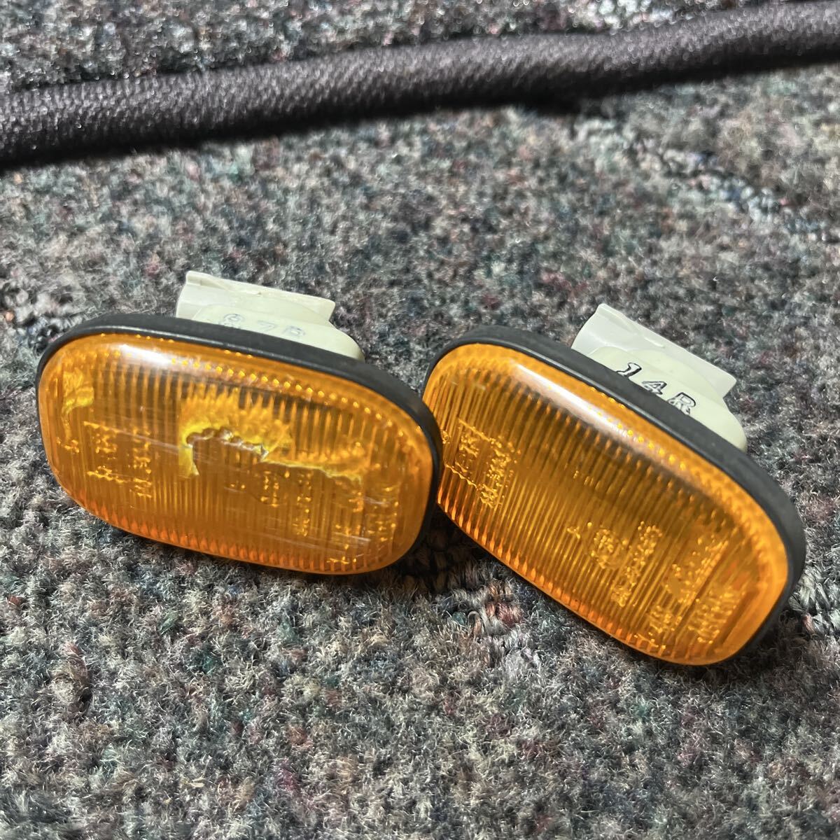 トヨタ系 サイドマーカー KOITO T-49 01 3047 左右セット サイドマーカー