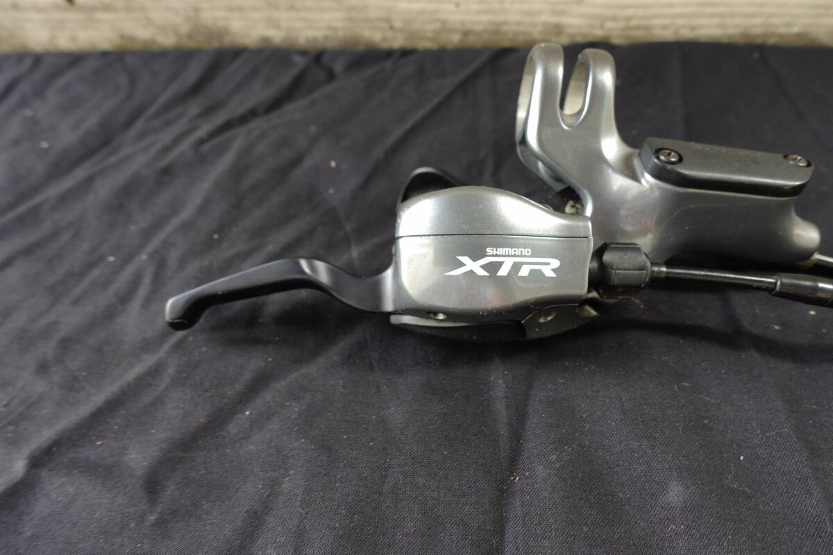 ★SHIMANO　シマノ　XTR　ディスクブレーキ　デュアルコントロールレバー　ST－M965　BR－M965★