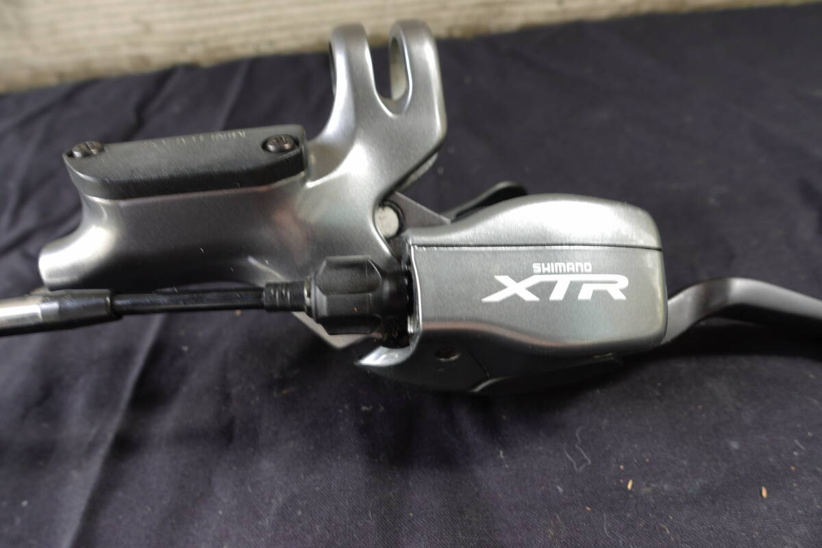 ★　SHIMANO　シマノ　XTR　ディスクブレーキ　デュアルコントロールレバー　ST－M965　BR－M965　★