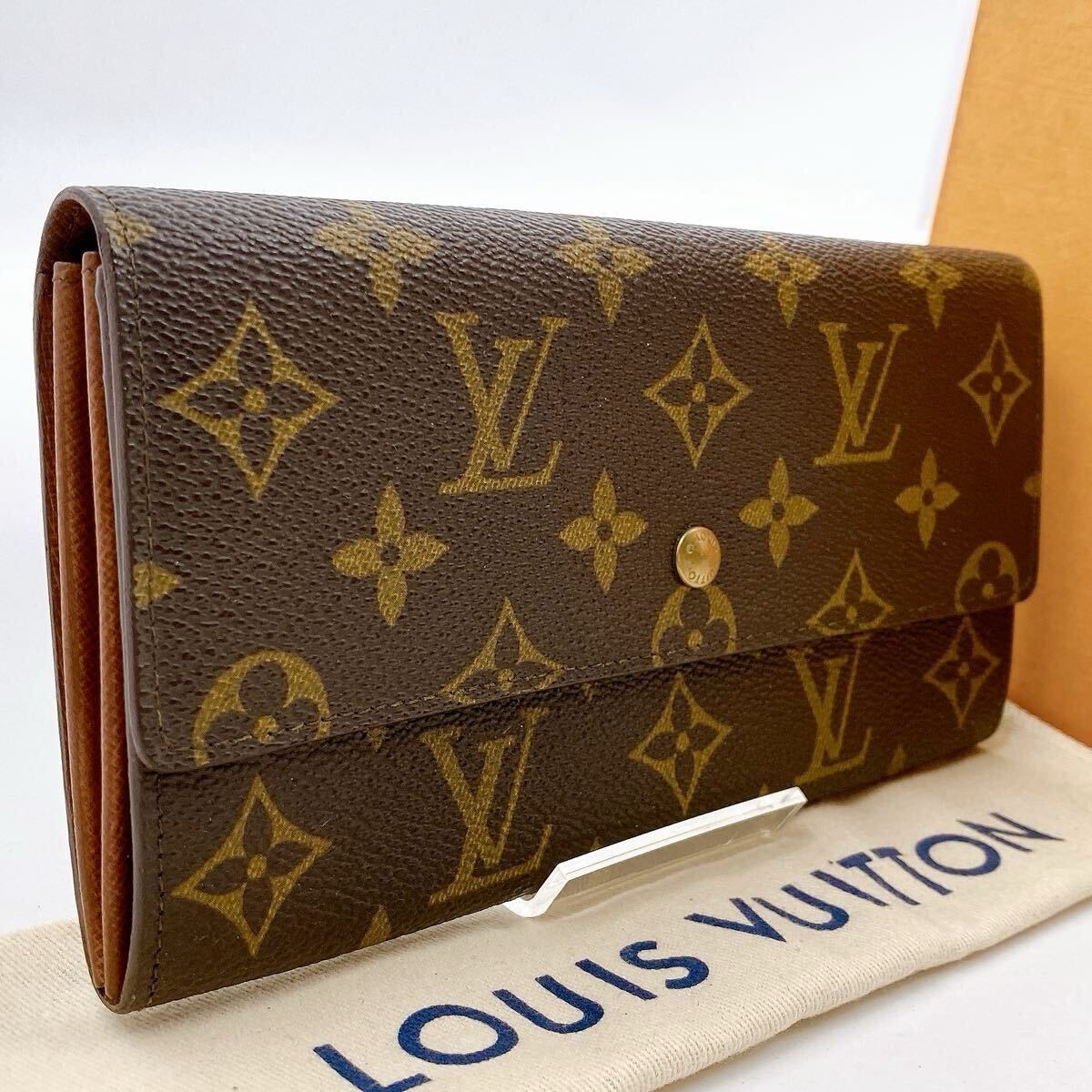 【超極美品】LOUIS VUITTON ルイ　ヴィトン ポルトフォイユ　サラ　モノグラム 長財布 二つ折り財布　ユニセックス　 サラ　490