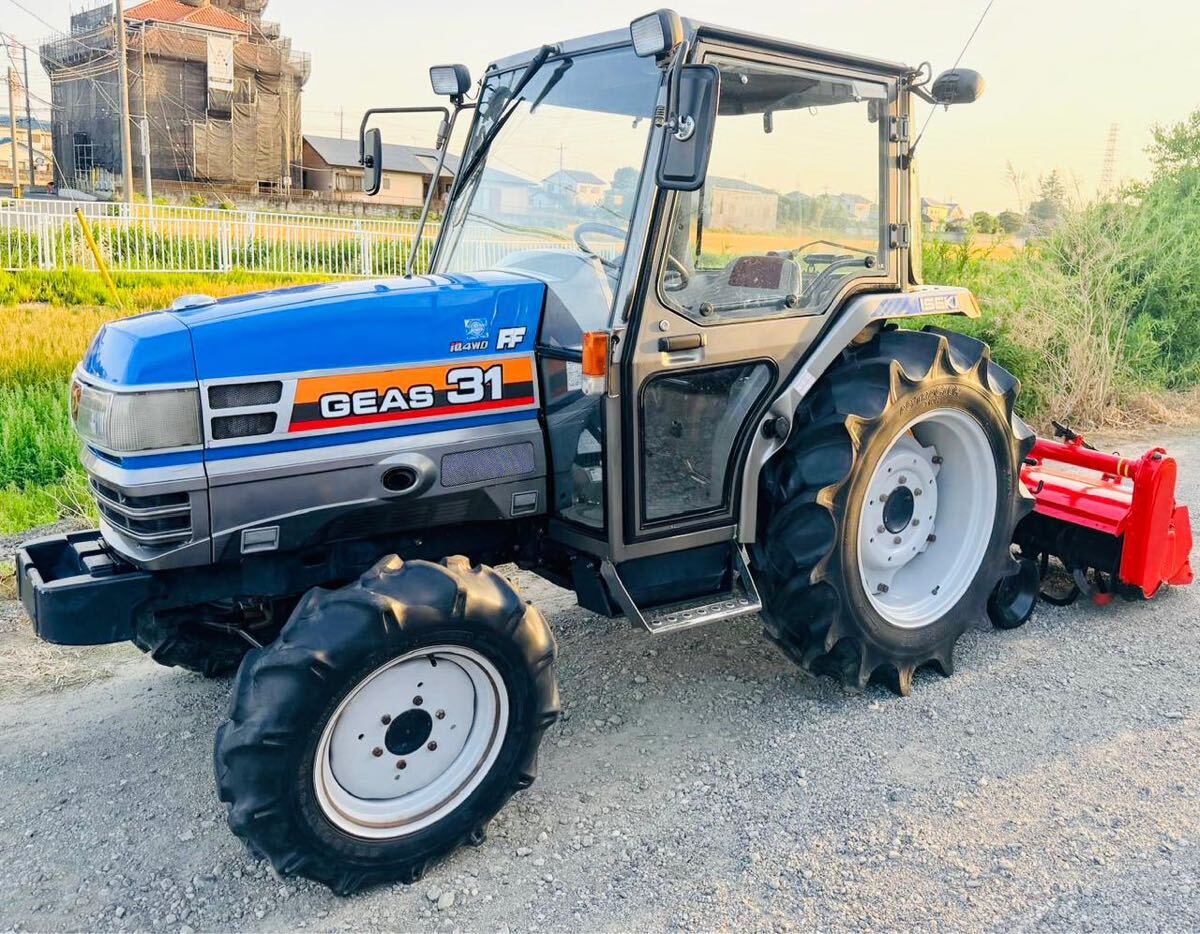 ★イセキ トラクターGEAS 31★ 31 馬力★ニプロロータリー★4WD★パワステ★時間715 h★自動水平★エアコンキャビン★逆転PTO★埼玉県★ 