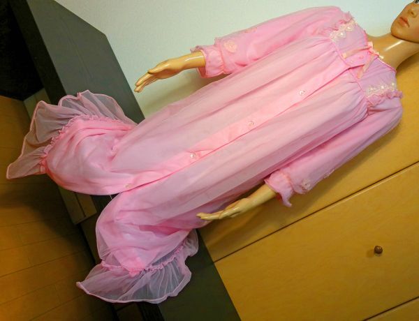 577中古品☆Passion♪ロングネグリジェナイトウェアMサイズ　難あり　出品商品１０点落札送料無料