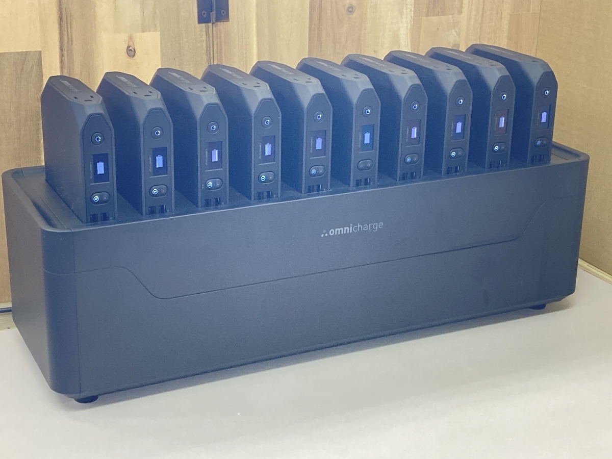 Omnicharge Omni20+ Portable Power BANK 10台 専用充電器セット ※通電確認済・ジャンク扱い ①