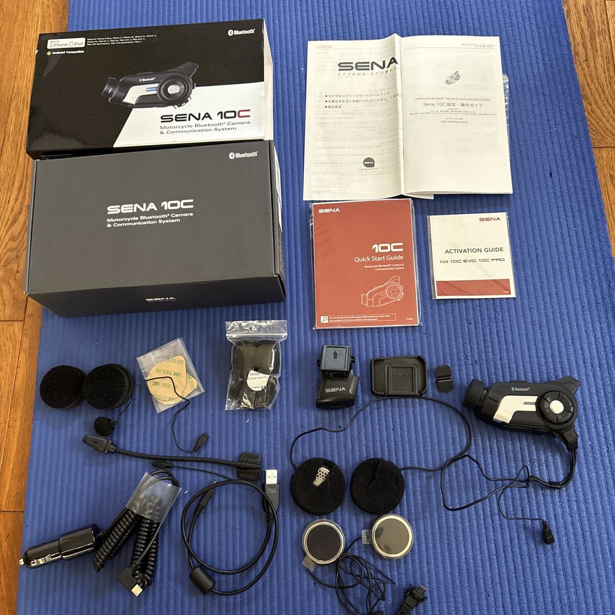 ●SENA 10C カメラ内蔵インカム V3.0.4 スピーカー 2セット USED品●FMラジオ アームマイク&ケーブルマイク