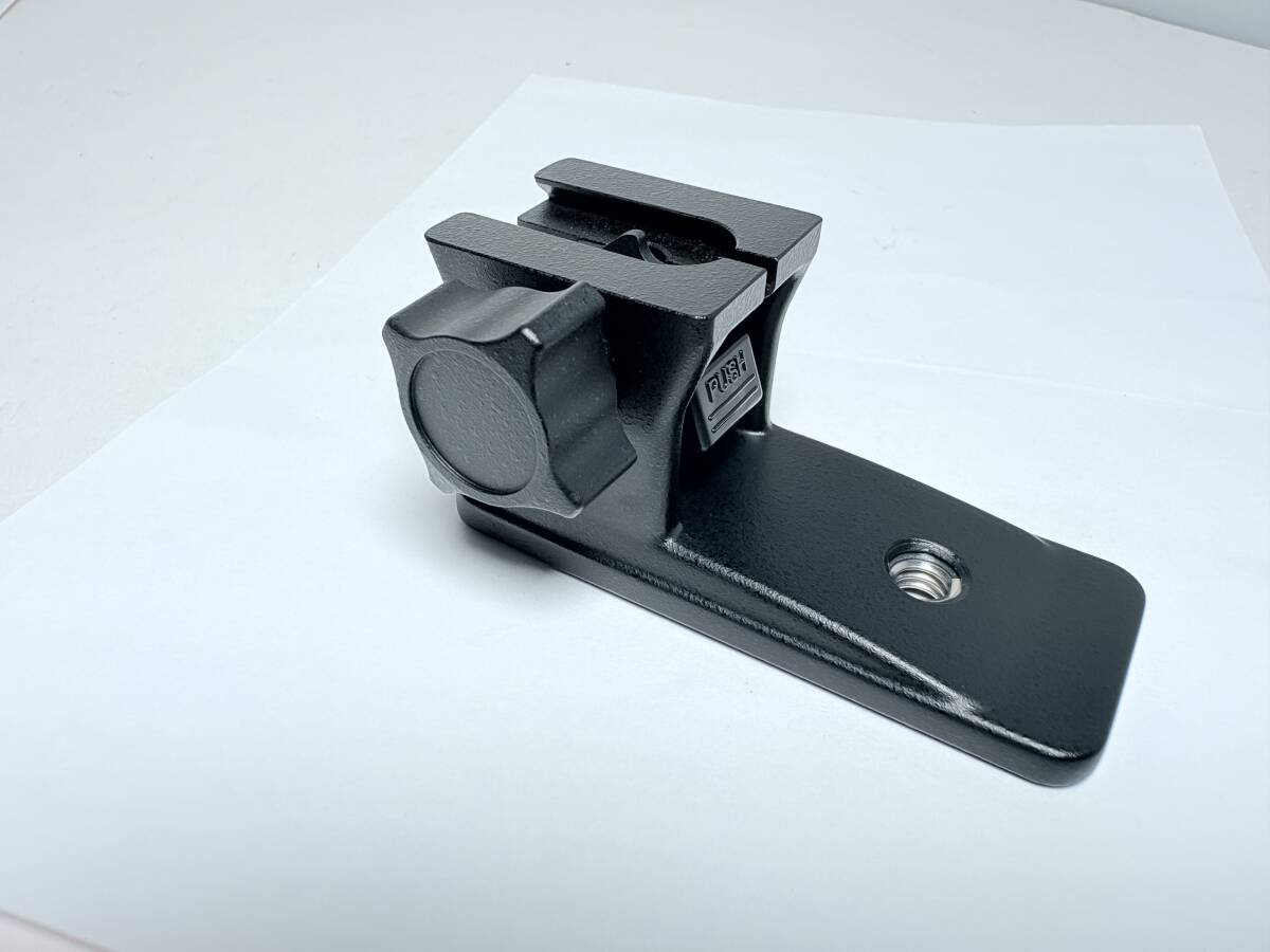 ニコン AF-S VR 70-200mm F2.8用 三脚座