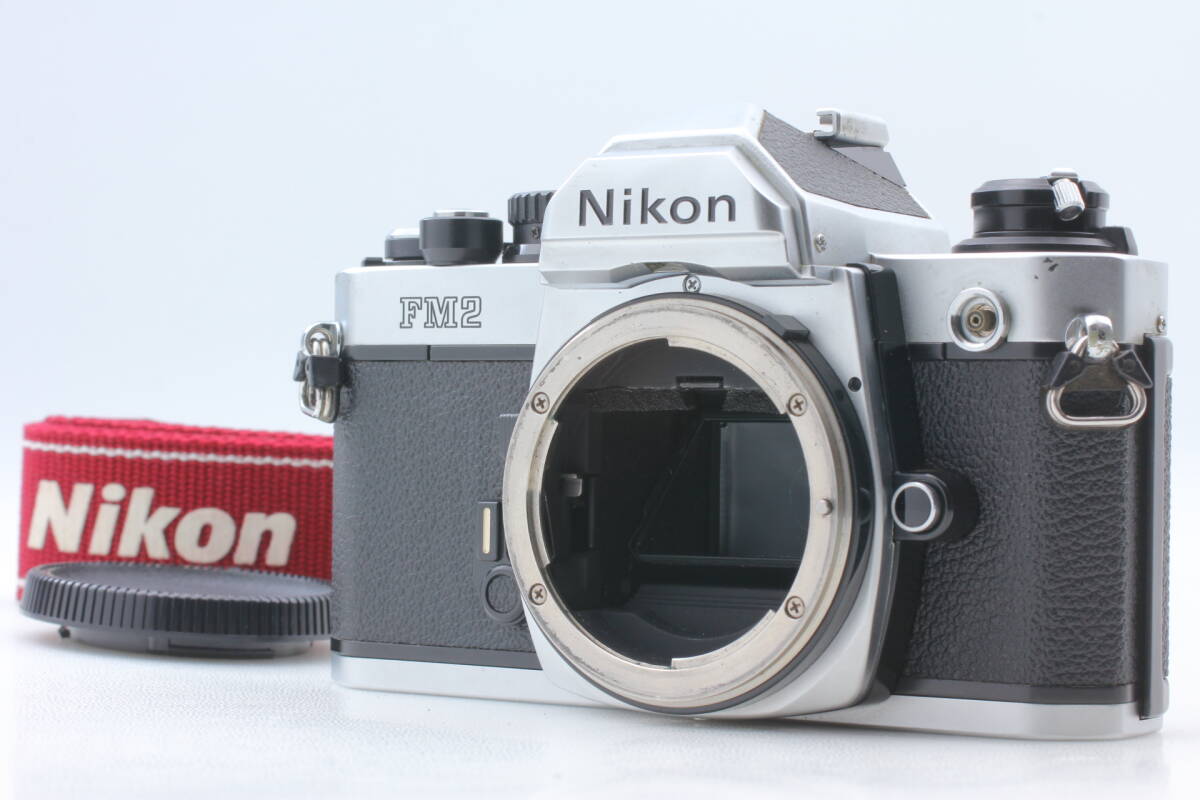【美品】Nikon New FM2 ボディ シルバー 機械式フィルム一眼レフ 動作良好 EF-2352
