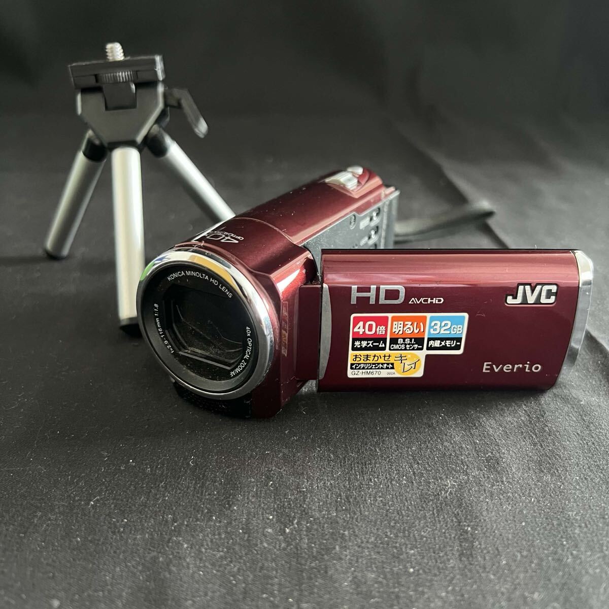 T JVC everio GZ-HM670 ビクター エブリオ コンパクトビデオカメラ バッテリー/三脚付 通電動作未確認 T2607162