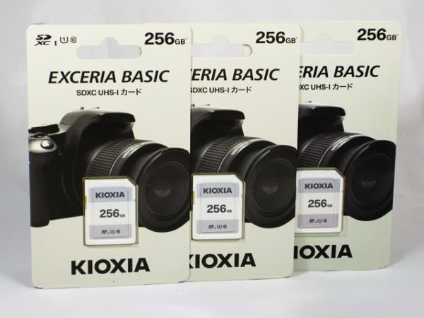 ■　キオクシア　SDXCメモリーカード　EXCERIA　BASIC　256GB　３枚セット　(KSDER45N256G)