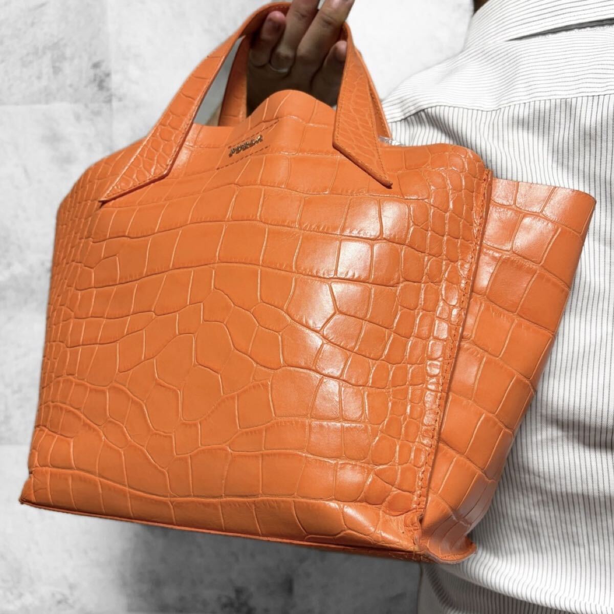 希少カラー/入手困難◎ フルラ FURLA メンズ ビジネス クロコダイル型押し トートバッグ ロゴ金具 オレンジ レザー 本革