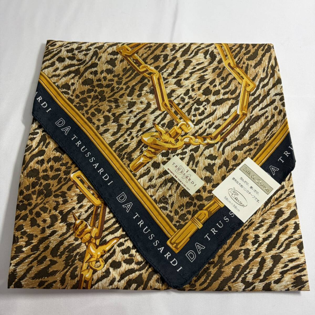 新品未使用品　ヴィンテージ　トラサルディ　TRUSSARDI　シルクコットン大判ハンカチ　レトロ　ヒョウ柄　レオパード　スカーフ