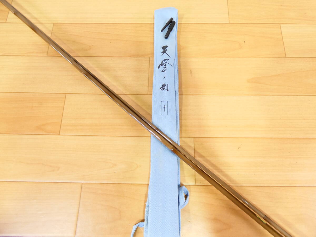 【USED!Daiwa ヘラブナ竿 天峰 剣 十★ダイワ/3本継/仕舞寸法：約108ｃｍ＠140（7）】
