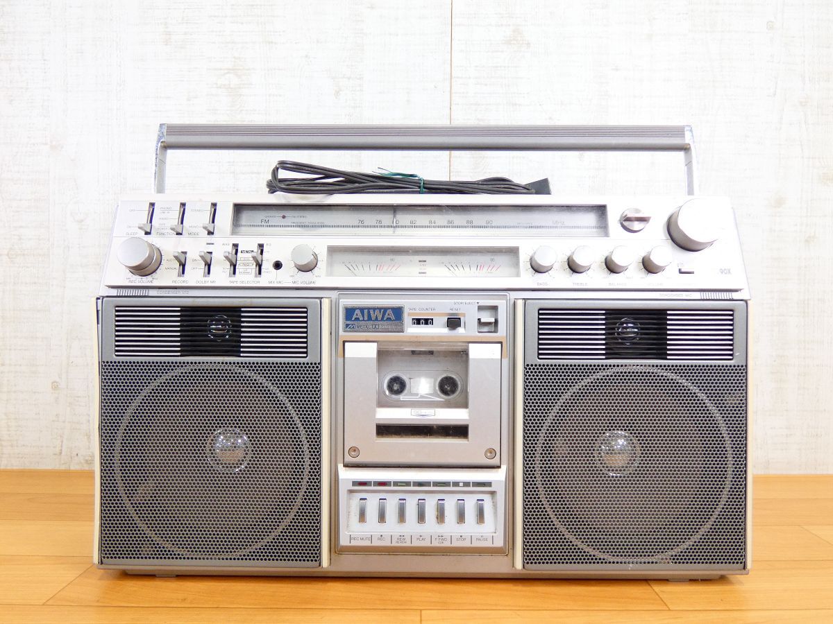 (Tk-2) AIWA アイワ CS-90X ステレオラジオカセットレコーダー ラジカセ オーディオ機器※通電OK ジャンク＠120(7)