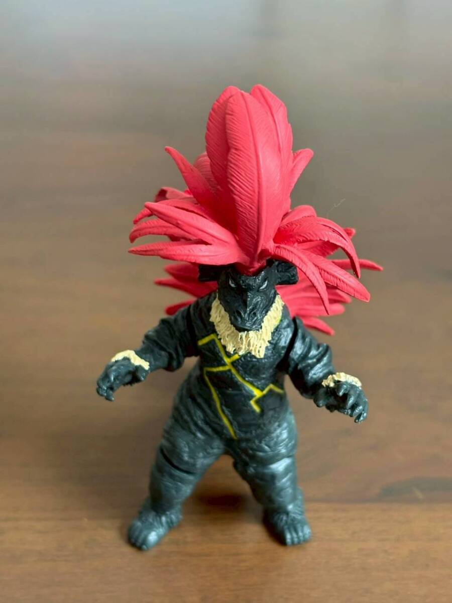 【u01240】ウルトラマン怪獣シリーズ　ジェロニモンのソフビ　10ｃｍ
