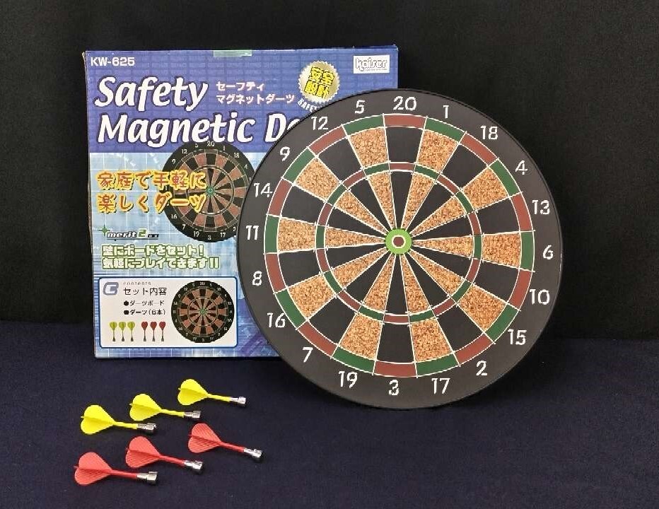 1円～【美品】Kaiser カイザー Safety Magnetic セフティ マグネット ダーツ 型番 KW-625 安全磁石式 家庭用 室内遊び 壁掛け式 100