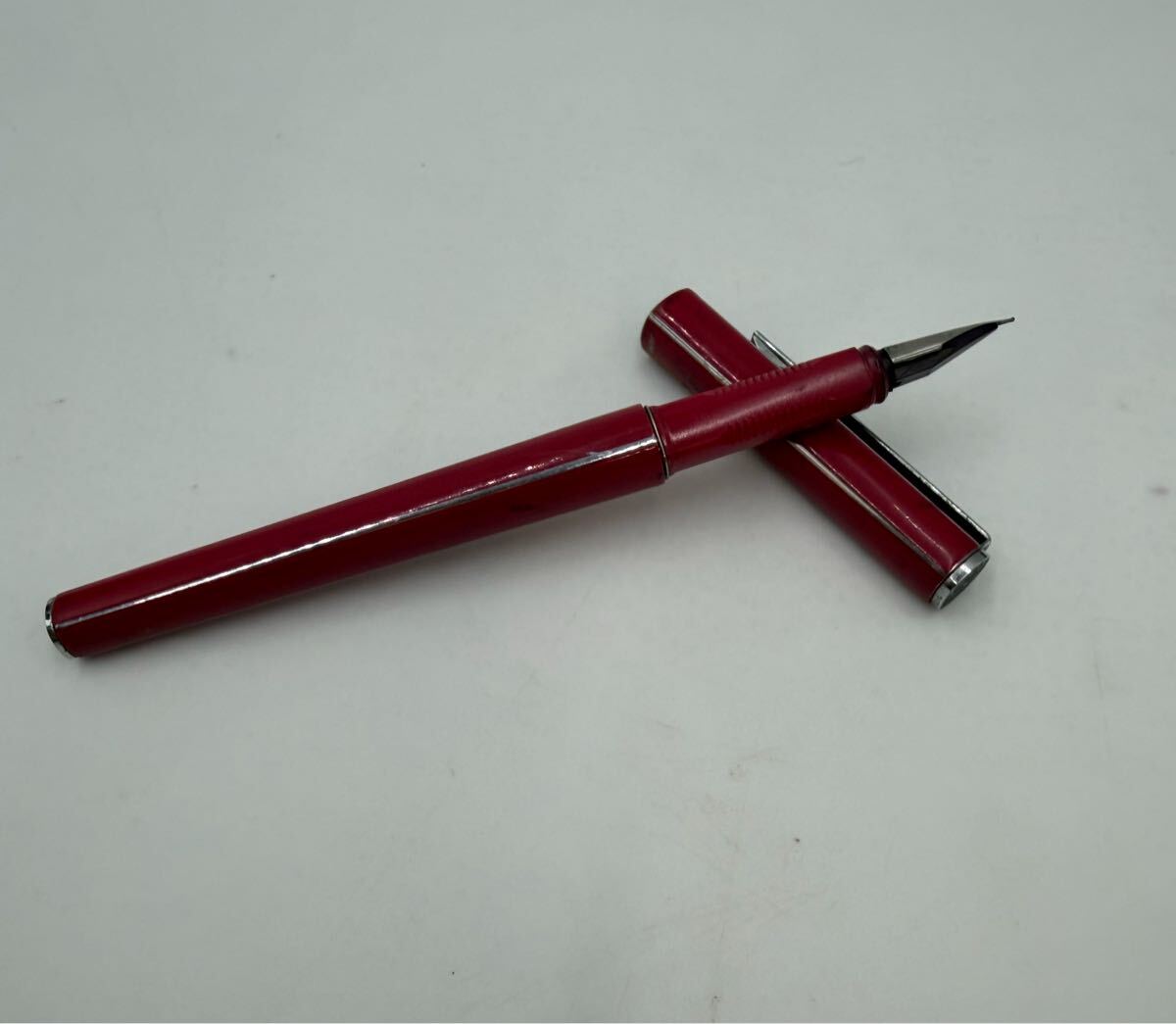 PILOT パイロット 万年筆 レッド F 細字 昭和レトロ ヴィンテージ 当時物 ジャンク扱い 筆記用具